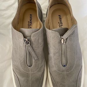 Vaneli Sport casual shoe by Marmi. Grey leather upper.